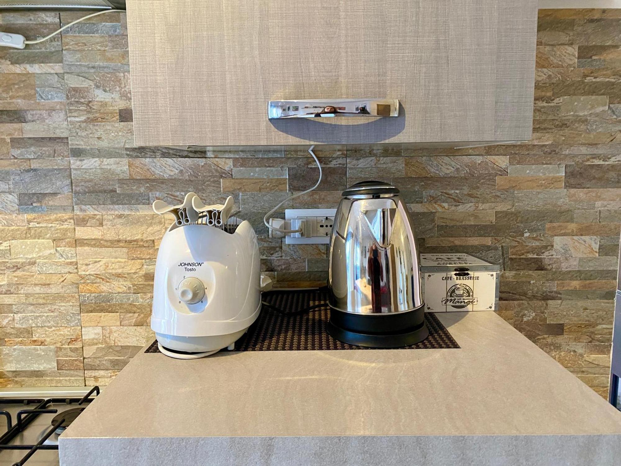 Mattia Guest House Roma Ngoại thất bức ảnh